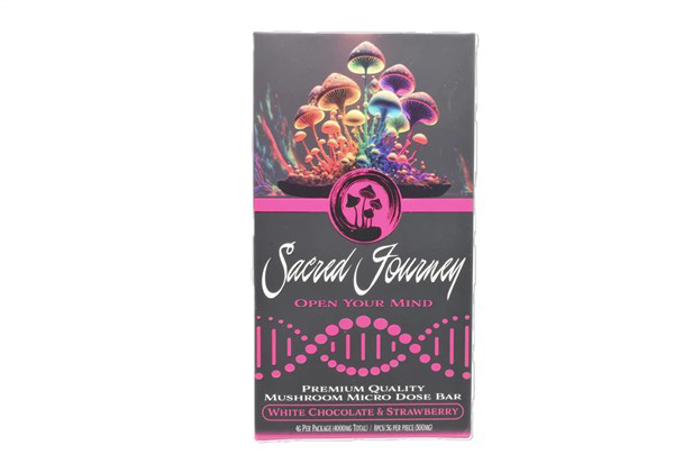 Picture of SACRED JOURNEY MUSHROOM CHOCOLATE 4GM - WHITE & STRAWBERRY